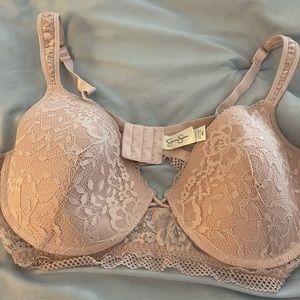 Lacy pink Jessica Simpson 38D bra